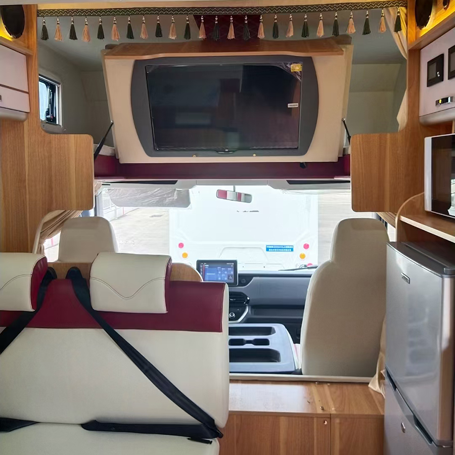 上汽躍進H500輕卡平頭自動擋房車-豎床+對坐卡座1 上汽躍進H500輕卡平頭自動擋房車-豎床+對坐卡座1