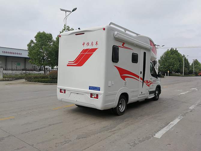 上汽大通V90C型房車(chē)