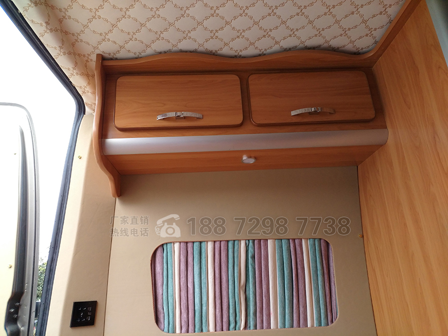 程力大通V80長軸高頂自動(dòng)擋B型房車 程力大通V80長軸高頂自動(dòng)擋B型房車