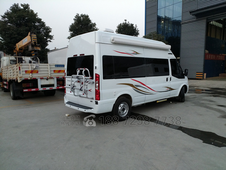 福特全順V348長軸高頂B型房車2 福特全順V348長軸高頂B型房車2