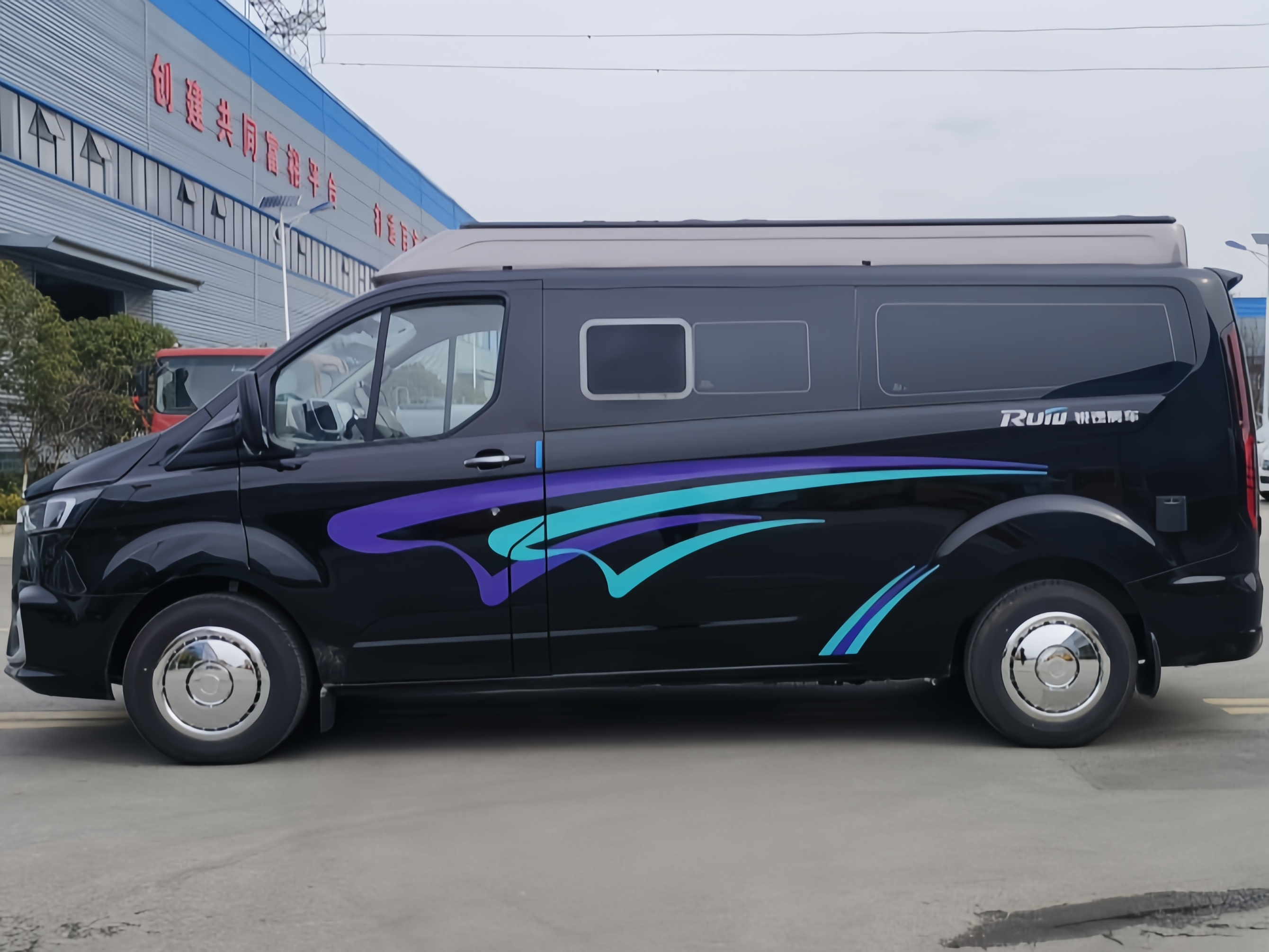 福特V362升頂【后置廚衛(wèi)】旅居車